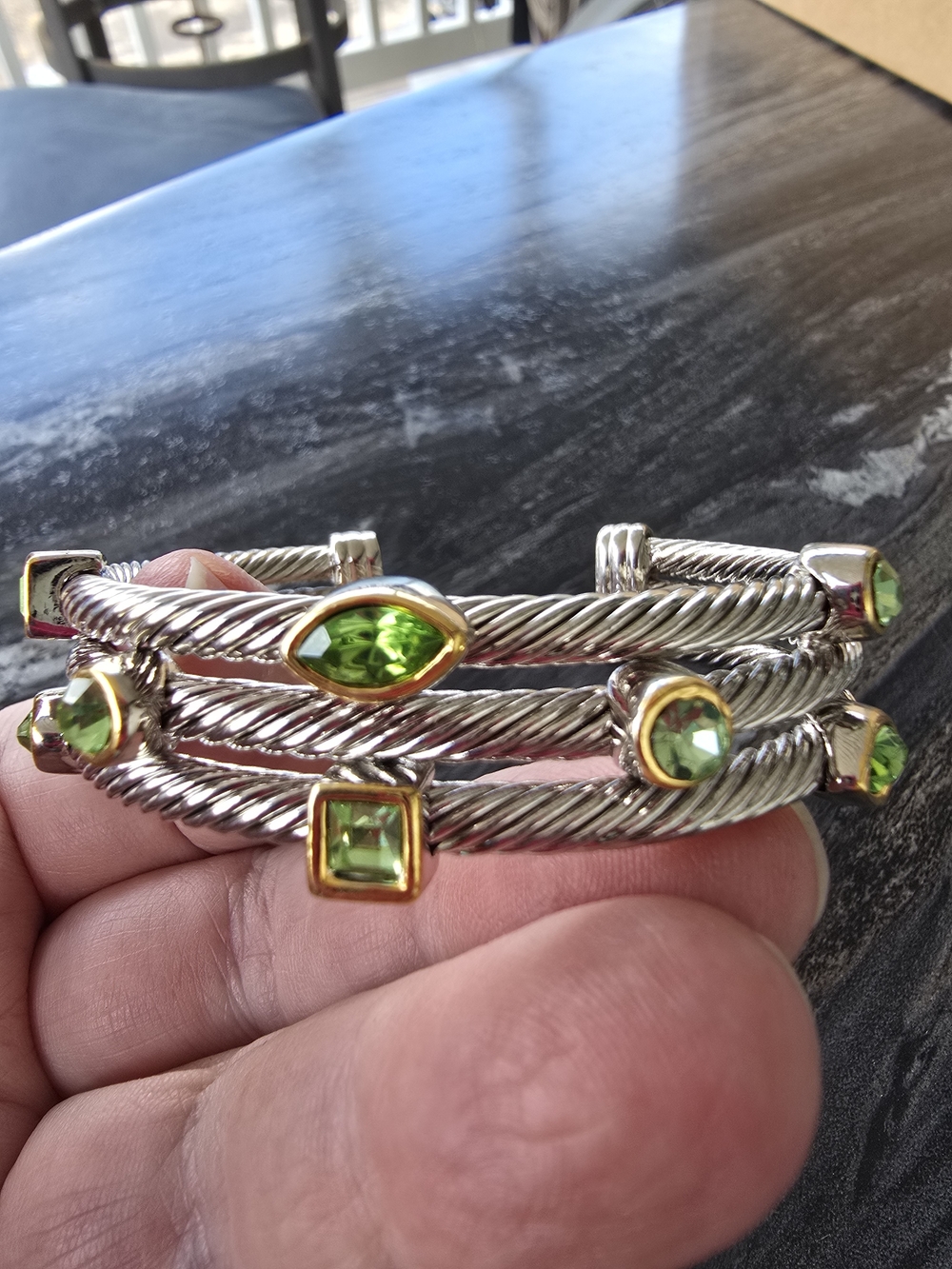 Silver-Tone NWT Cable Bangle Bracelet with Peridot Green Stones 6.25"